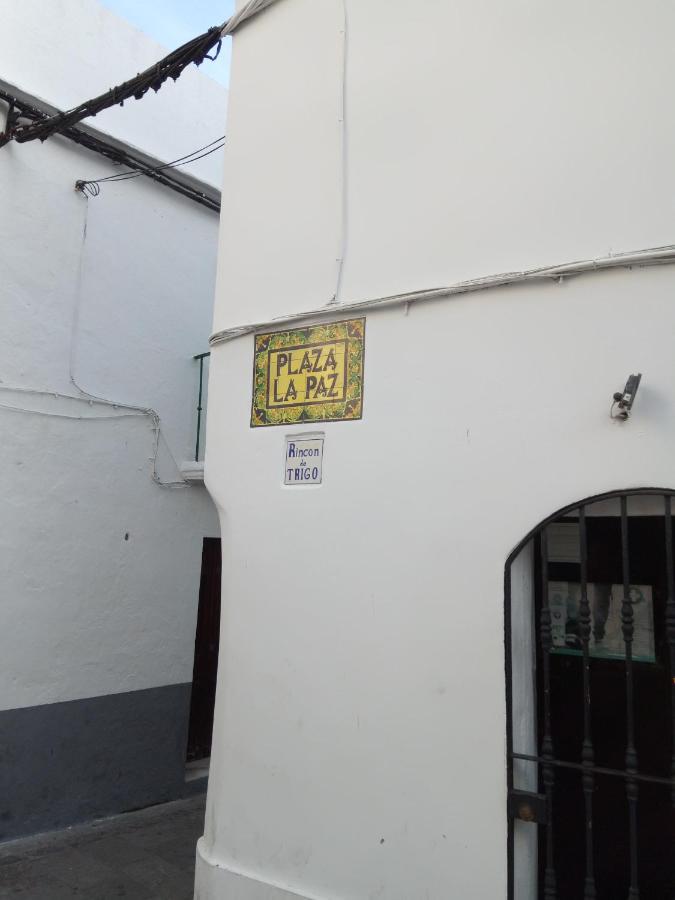 Carola Guesthouse Tarifa Bagian luar foto