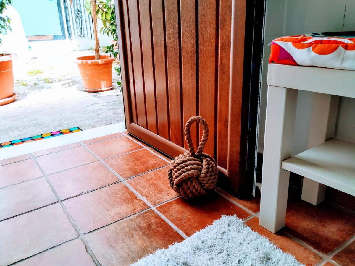 Carola Guesthouse Tarifa Bagian luar foto