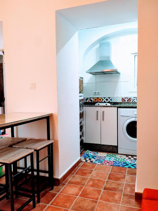 Carola Guesthouse Tarifa Bagian luar foto